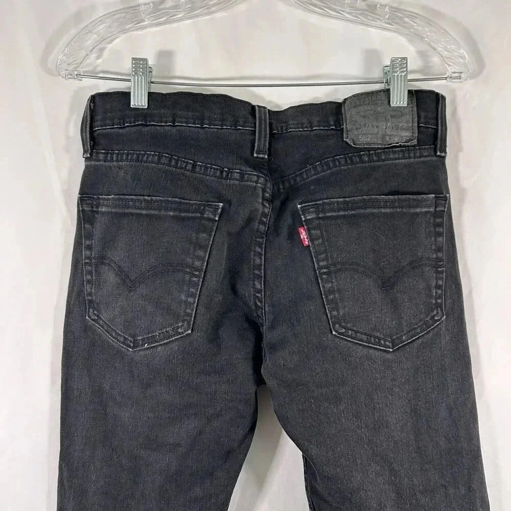 Levis waist 30